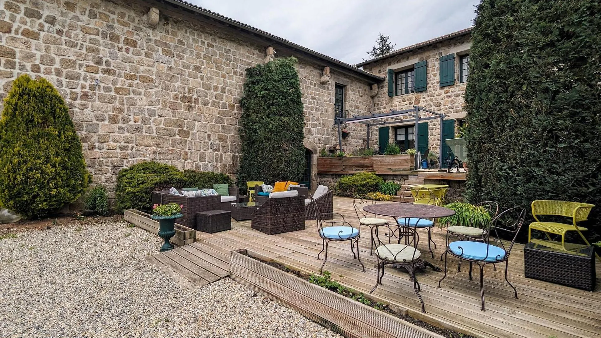 Ferme Avec Piscine Couverte Sur Grand Domaine - Fr-1-582-515 Saint-Romain-Lachalm 0*,